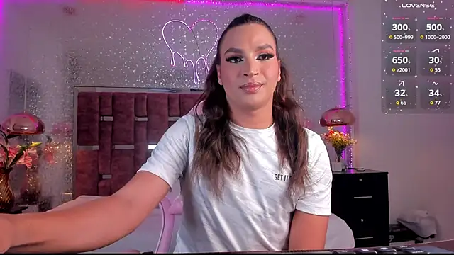 KylieVictoria online show from 26, 9, 2025