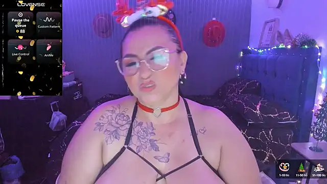 Ivonnee   online show from 18, 12, 2024