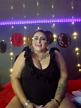 Ivonnee   online show from 2, 3, 2025