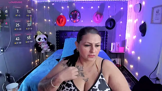 Ivonnee   online show from 30, 11, 2025