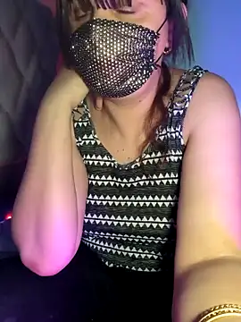 Snapshot of Lina_lolo chatting on 3, 6, 2026 Lina lolo online show from 3, 6, 2026