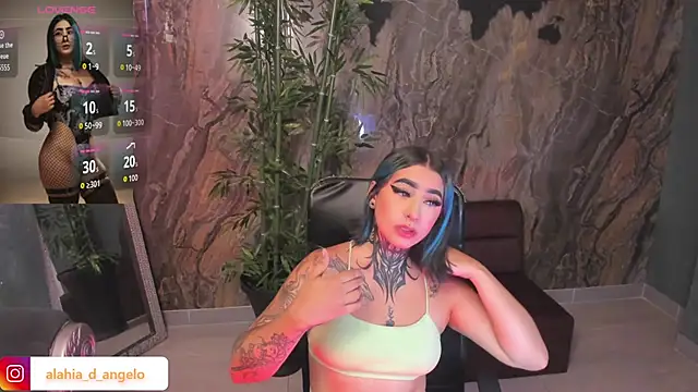 Snapshot of Alahia_Dangelo chatting on 17, 4, 2026 Alahia Dangelo online show from 17, 4, 2026
