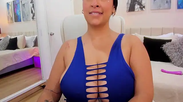 DaniRousse online show from 20, 9, 2025