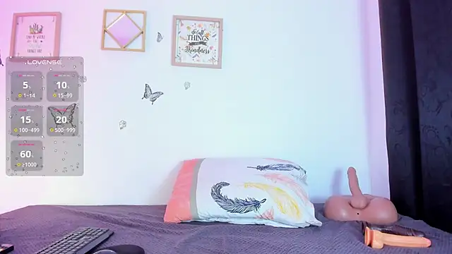 EmmaRogers online show from 17, 10, 2025