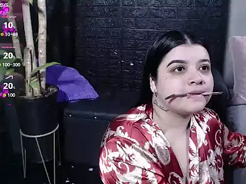 Snapshot of _ValeryStone_ chatting on 9, 10, 2025  ValeryStone  online show from 9, 10, 2025