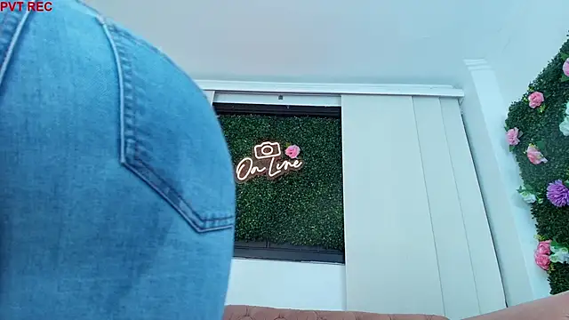 Snapshot of sandy_rivas chatting on 30, 9, 2025 sandy rivas online show from 30, 9, 2025