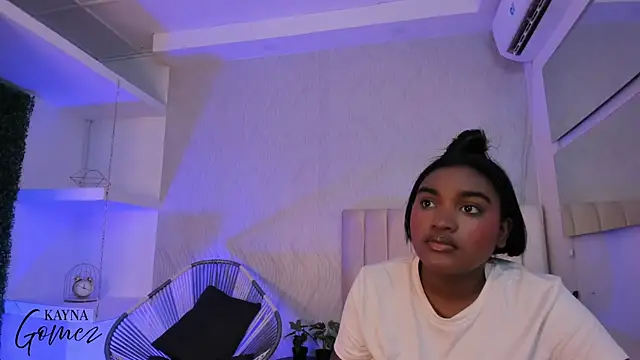 Snapshot of kayna_gomez chatting on 25, 10, 2025 kayna gomez online show from 25, 10, 2025