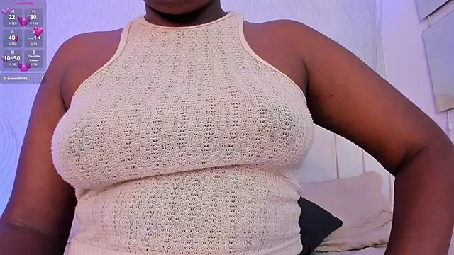 Snapshot of kayna_gomez chatting on 13, 11, 2025 kayna gomez online show from 13, 11, 2025