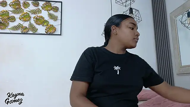 Snapshot of kayna_gomez chatting on 22, 12, 2025 kayna gomez online show from 22, 12, 2025