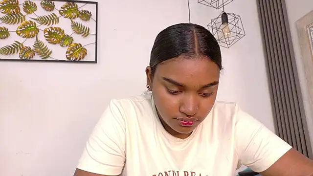 Snapshot of kayna_gomez chatting on 8, 1, 2026 kayna gomez online show from 8, 1, 2026