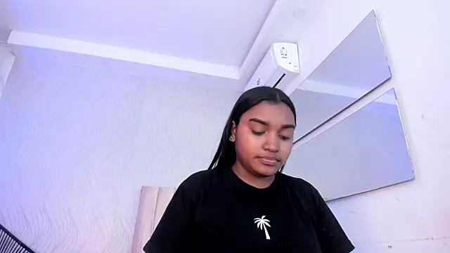 Snapshot of kayna_gomez chatting on 14, 1, 2026 kayna gomez online show from 14, 1, 2026