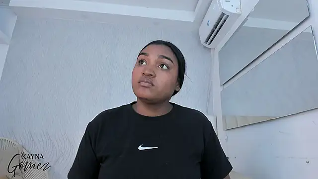 Snapshot of kayna_gomez chatting on 4, 2, 2026 kayna gomez online show from 4, 2, 2026