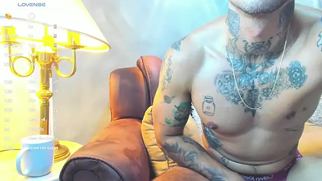 Snapshot of Dylanstonne chatting on 10, 1, 2025 Dylanstonne online show from 10, 1, 2025