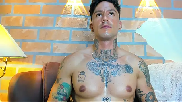 Snapshot of Dylanstonne chatting on 2, 3, 2025 Dylanstonne online show from 2, 3, 2025