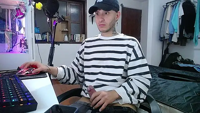 Snapshot of esjrobles chatting on 2, 1, 2025 esjrobles online show from 2, 1, 2025