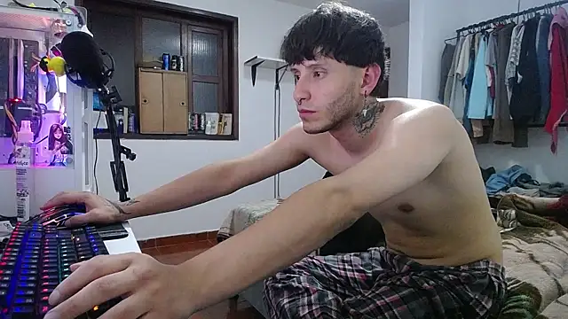 Snapshot of esjrobles chatting on 10, 1, 2025 esjrobles online show from 10, 1, 2025