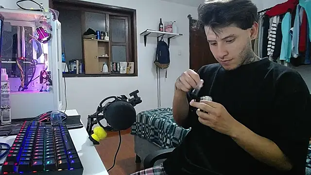 Snapshot of esjrobles chatting on 20, 1, 2025 esjrobles online show from 20, 1, 2025