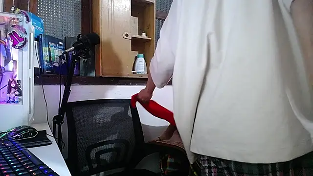 Snapshot of esjrobles chatting on 3, 2, 2025 esjrobles online show from 3, 2, 2025