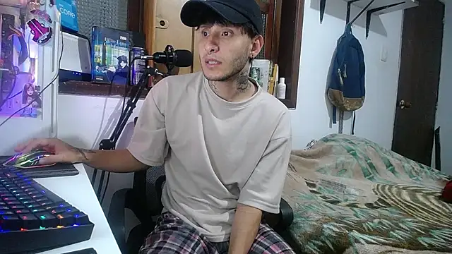 Snapshot of esjrobles chatting on 8, 2, 2025 esjrobles online show from 8, 2, 2025