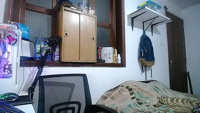 Snapshot of esjrobles chatting on 10, 2, 2025 esjrobles online show from 10, 2, 2025