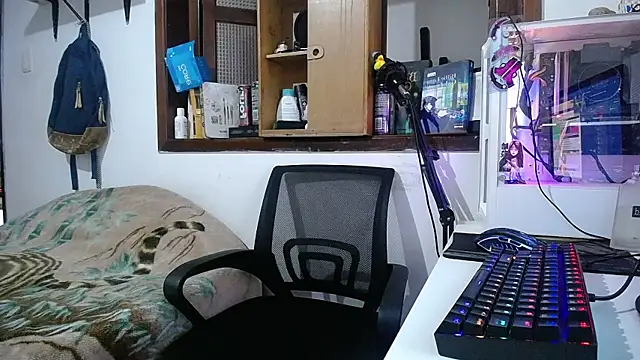 Snapshot of esjrobles chatting on 28, 2, 2025 esjrobles online show from 28, 2, 2025