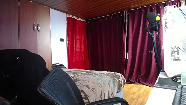 Snapshot of esjrobles chatting on 15, 3, 2025 esjrobles online show from 15, 3, 2025