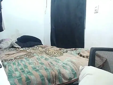 Snapshot of esjrobles chatting on 10, 10, 2025 esjrobles online show from 10, 10, 2025