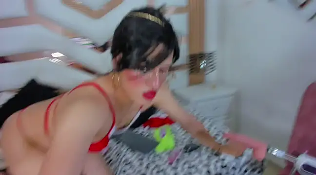 Snapshot of Raven_Whisper chatting on 23, 12, 2024 Raven Whisper online show from 23, 12, 2024