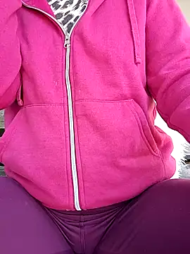 Snapshot of NEW_CRYSTAL chatting on 17, 7, 2026 NEW CRYSTAL online show from 17, 7, 2026