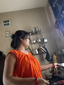 Snapshot of yoursweety09 chatting on 5, 1, 2025 yoursweety09 online show from 5, 1, 2025