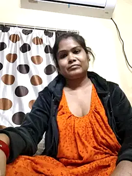 Snapshot of yoursweety09 chatting on 8, 1, 2025 yoursweety09 online show from 8, 1, 2025