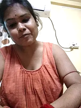 Snapshot of yoursweety09 chatting on 11, 1, 2025 yoursweety09 online show from 11, 1, 2025