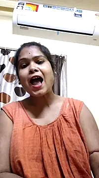 Snapshot of yoursweety09 chatting on 13, 1, 2025 yoursweety09 online show from 13, 1, 2025