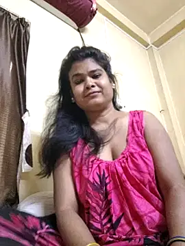 Snapshot of yoursweety09 chatting on 5, 3, 2025 yoursweety09 online show from 5, 3, 2025