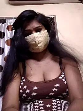 Snapshot of yoursweety09 chatting on 8, 3, 2025 yoursweety09 online show from 8, 3, 2025