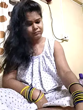 Snapshot of yoursweety09 chatting on 9, 3, 2025 yoursweety09 online show from 9, 3, 2025