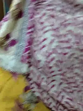 Snapshot of yoursweety09 chatting on 13, 10, 2025 yoursweety09 online show from 13, 10, 2025