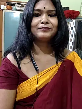 Snapshot of yoursweety09 chatting on 19, 10, 2025 yoursweety09 online show from 19, 10, 2025