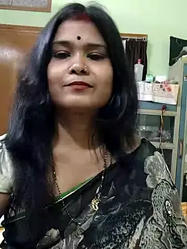 Snapshot of yoursweety09 chatting on 24, 10, 2025 yoursweety09 online show from 24, 10, 2025