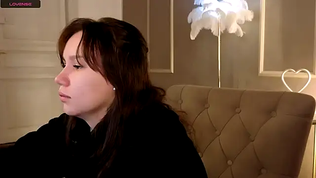 Snapshot of Alisia_Mars chatting on 26, 9, 2025 Alisia Mars online show from 26, 9, 2025