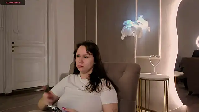 Snapshot of Alisia_Mars chatting on 27, 9, 2025 Alisia Mars online show from 27, 9, 2025