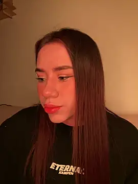 Snapshot of Im_Valen_Cute chatting on 20, 2, 2026 Im Valen Cute online show from 20, 2, 2026