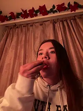 Snapshot of Im_Valen_Cute chatting on 14, 3, 2026 Im Valen Cute online show from 14, 3, 2026