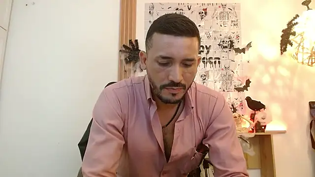 Snapshot of Reiko_85_ chatting on 25, 10, 2025 Reiko 85 online show from 25, 10, 2025