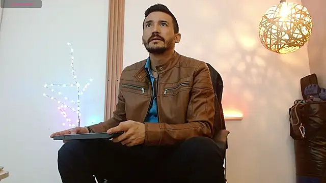 Snapshot of Reiko_85_ chatting on 15, 1, 2026 Reiko 85 online show from 15, 1, 2026