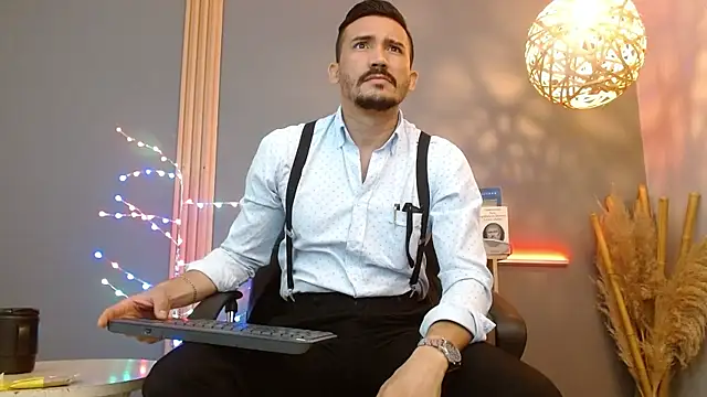 Snapshot of Reiko_85_ chatting on 25, 2, 2026 Reiko 85 online show from 25, 2, 2026