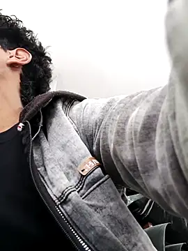 alexander32r online show from 15, 9, 2025