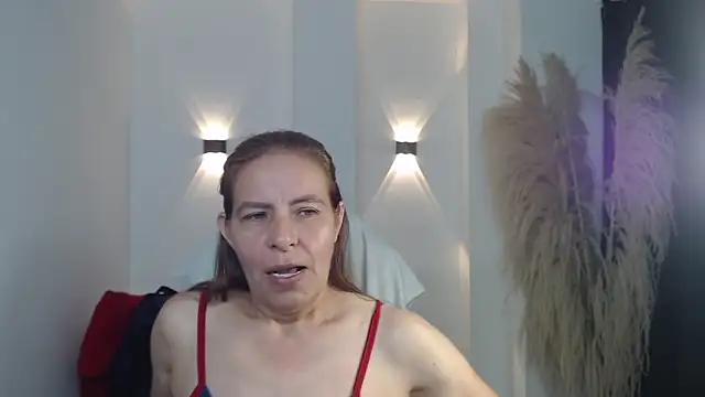 Milf karlye online show from 7, 1, 2026