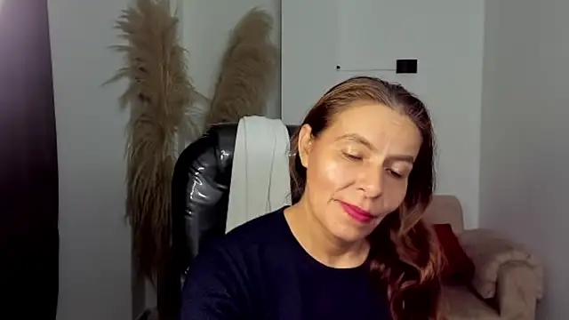 Milf karlye online show from 14, 4, 2026