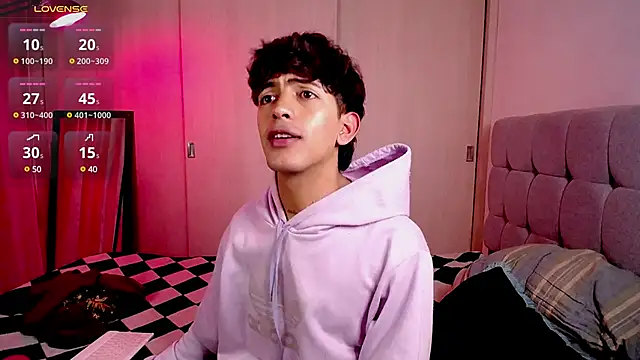 teobowny  online show from 6, 1, 2025